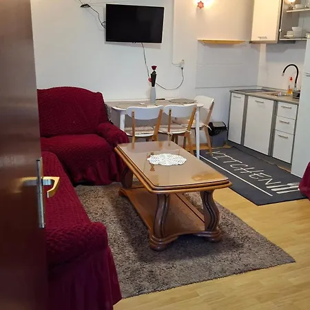 Endy Apartament *